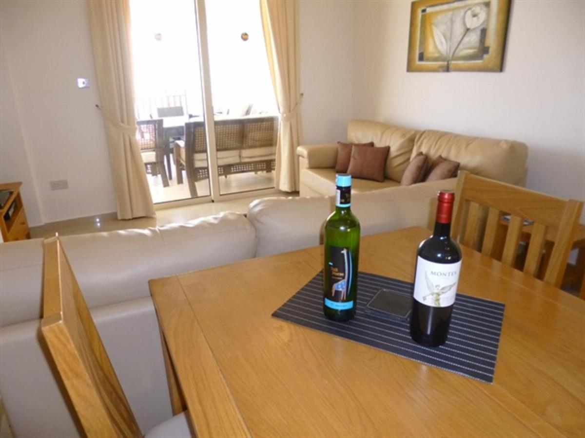 First Floor 2 Bedroom Apartment, Large Balcony, Amazing Sea Views, Communal Pool Πέγεια Εξωτερικό φωτογραφία